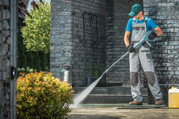 Best Pool Deck Cleaning  in Elizabeth, NJ